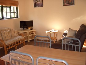 Koo Karoo Guest Lodge and Self Catering