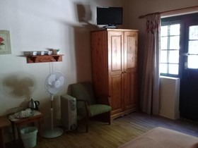Koo Karoo Guest Lodge and Self Catering