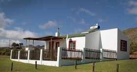 Langdam in Koo Guest Farm