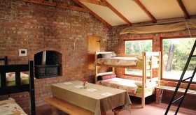 Langdam in Koo Guest Farm