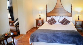 Mimosa Lodge