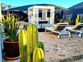 Pjure Wellness Retreat & Spa