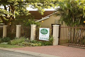 35 Kelkiewyn Bed & Breakfast