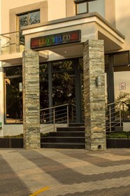 Aqua Stone Guest House