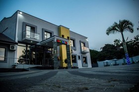 Aqua Stone Guest House