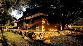 Caracal Lodge