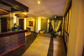 Coyotes Hotel & Conference Centre