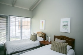 La Roca Guest House
