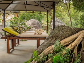 Leaves Lodge & Spa