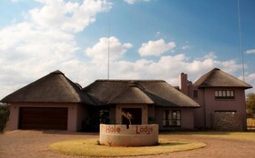 7th Hole Golf Lodge