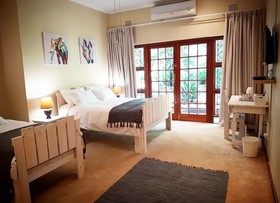 86 On Langenhoven B&B