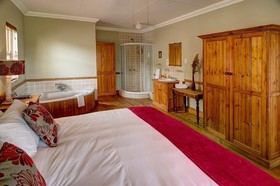 Berluda Farmhouse & Cottages