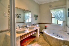 Berluda Farmhouse & Cottages