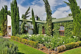 Berluda Farmhouse & Cottages