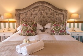Berluda Farmhouse & Cottages