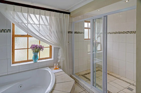Berluda Farmhouse & Cottages