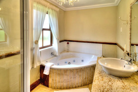 Berluda Farmhouse & Cottages