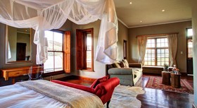 Madi Madi Karoo Safari Lodge