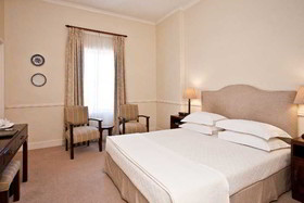 Queens Hotel By Bon Hotels