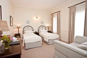 Queens Hotel By Bon Hotels
