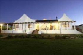 Thylitshia Villa Country Guest House