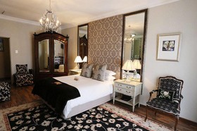 Art Lovers Guesthouse
