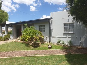 Die Blikhuis Guest House