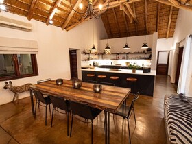 Kingly Bush Villa