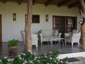 Mbizi Bush Lodge
