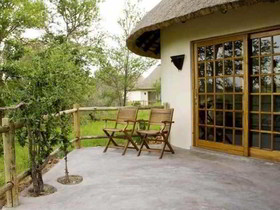 Mbizi Bush Lodge