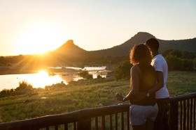 Sefapane Lodge & Safaris