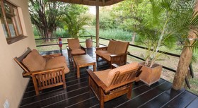 Sefapane Lodge & Safaris