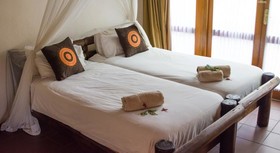 Sefapane Lodge & Safaris