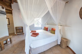 Sefapane River Lodge