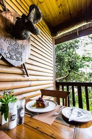 Imvubu Lodge