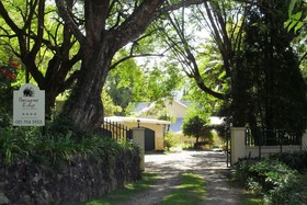 Porcupine Ridge Guest House