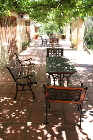 Manley Wine Lodge