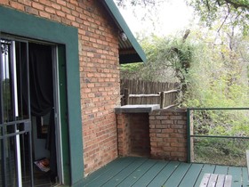 Lukafrica Riverside Chalets