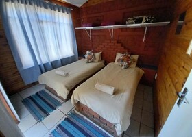 Eagle Falls Country Lodge