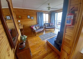 Eagle Falls Country Lodge
