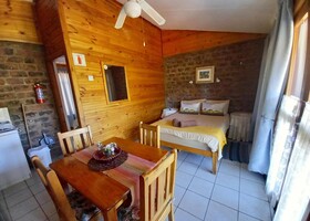 Eagle Falls Country Lodge