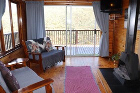 Eagle Falls Country Lodge
