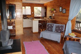 Eagle Falls Country Lodge