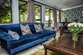 Browns Manor