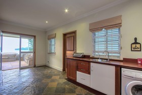 La Best Vaal Manor