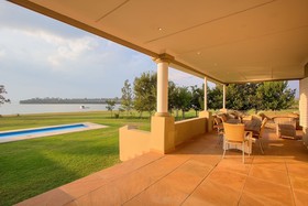 La Best Vaal Manor