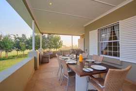 La Best Vaal Manor