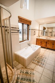 Riverdance Lodge