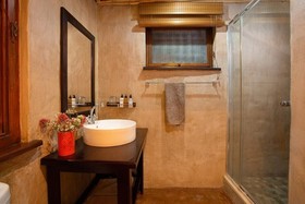 Gannabos Guest House