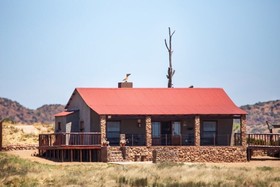 Gannabos Guest House